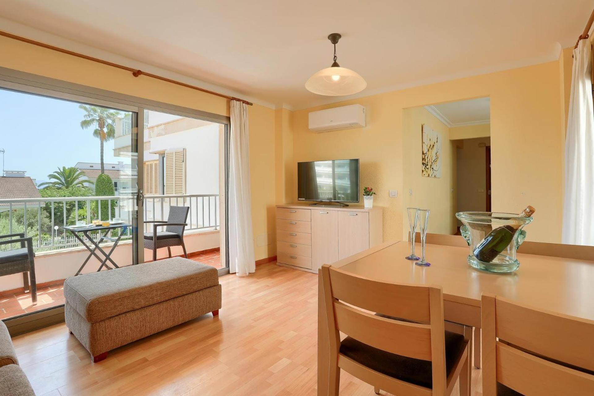 Rosa 16 By Rentallorca Apartament